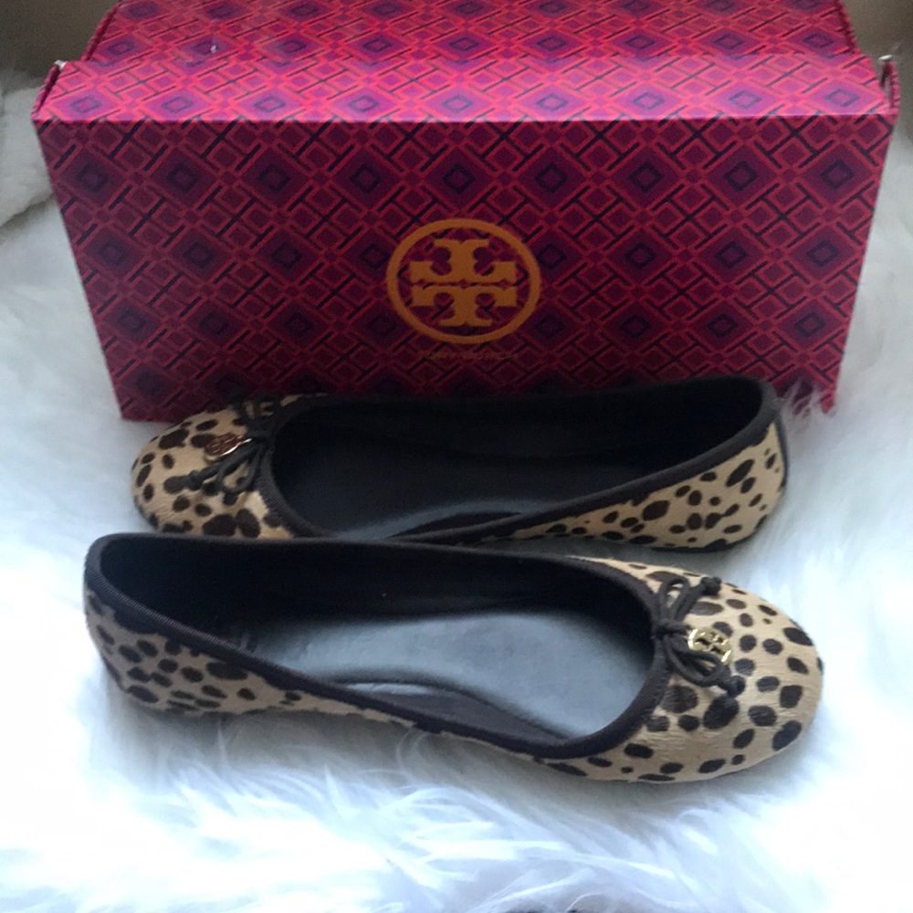 Cheetah print ballet flats